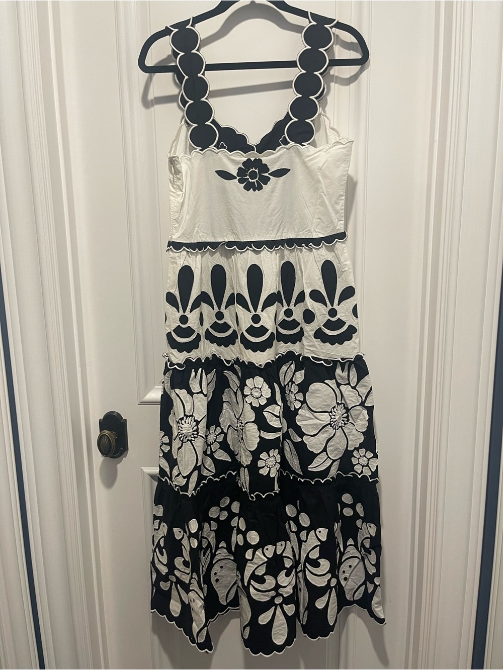 FARM Rio Black and White Floral Cutwork Tiered Midi Dress - Picture 6 of 8